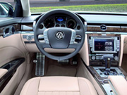 Volkswagen Phaeton - версия 2011 - фотография №17