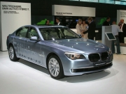 BMW объявил цену на BMW ActiveHybrid 7-серии.- фотография №2